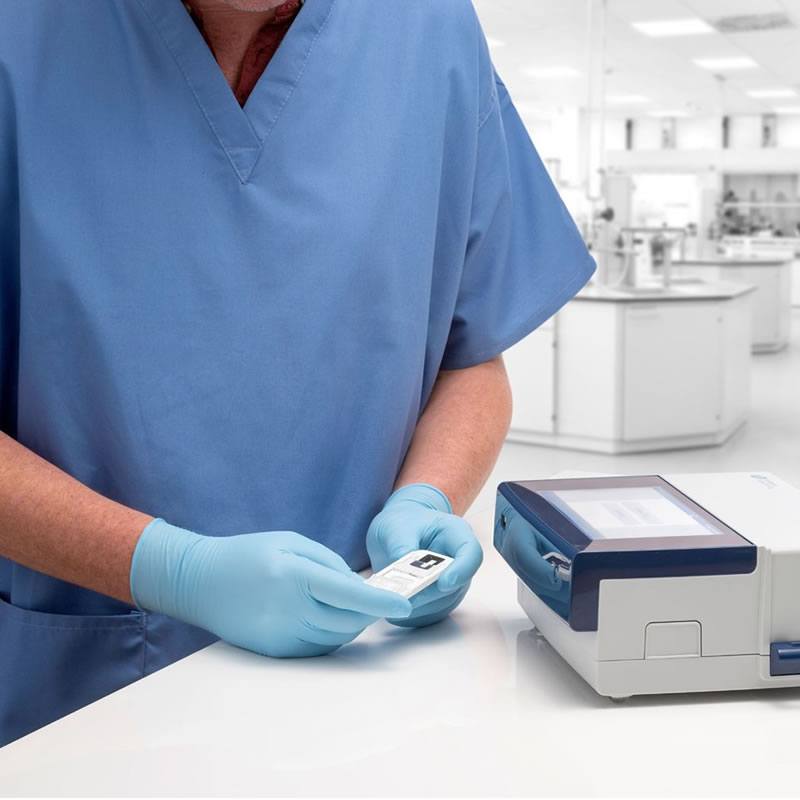 Fingertip drug testing reader for coroners